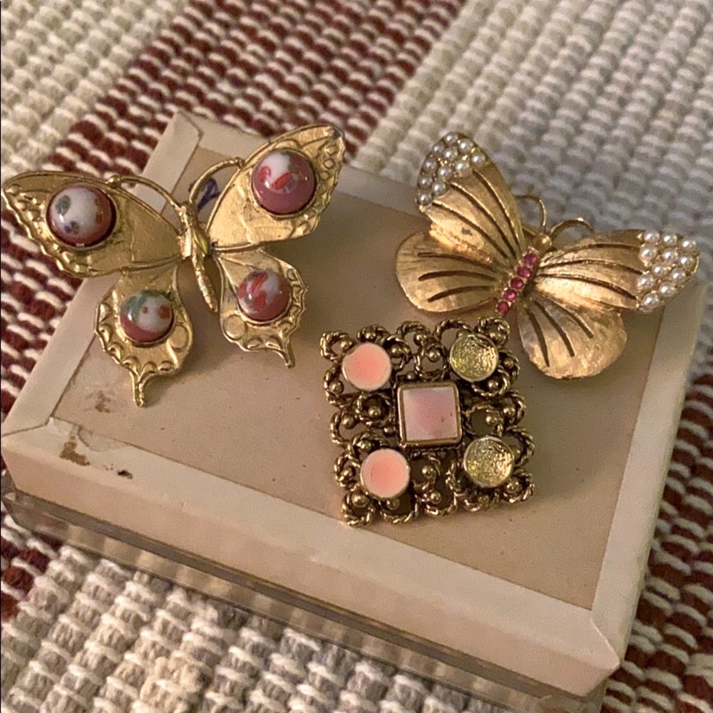 Antique brooch